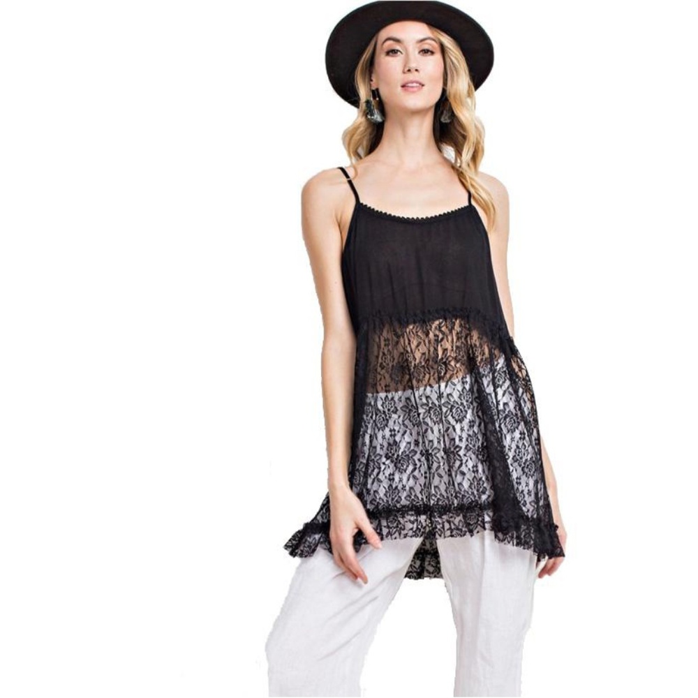 Evelynn Top Black Floral Lace